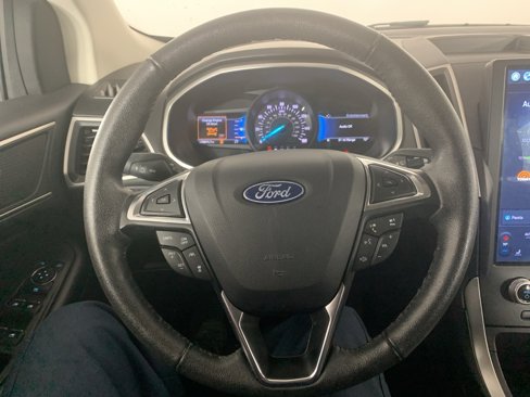 Used 2021 Ford Edge SEL w/ Convenience Package image 7
