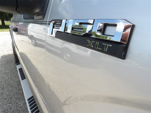 Used 2018 Ford F150 XLT image 25