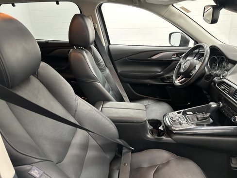 Used 2018 MAZDA CX-9 Touring w/ Touring Premium Package image 34