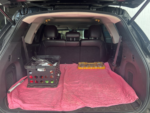 Used 2015 Nissan Pathfinder Platinum w/ Family Entertainment Package image 11