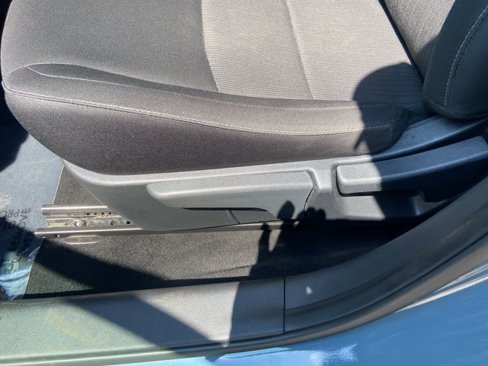 Used 2025 Nissan Sentra SV image 8