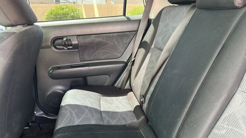 Used 2011 Scion xB image 25