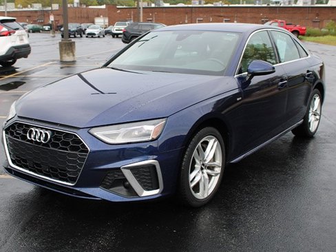 Used 2021 Audi A4 2.0T Premium w/ Convenience Package image 2