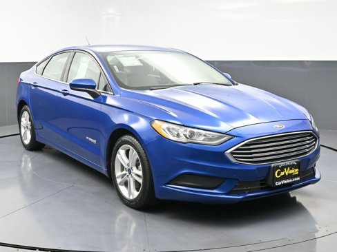 Used 2018 Ford Fusion S image 3
