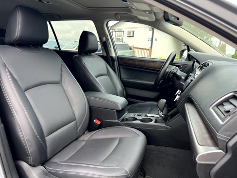 Used 2018 Subaru Outback 2.5i Limited image 10