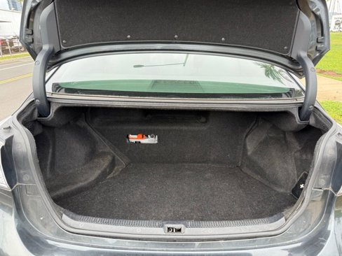Used 2011 Lexus HS 250h Premium image 18