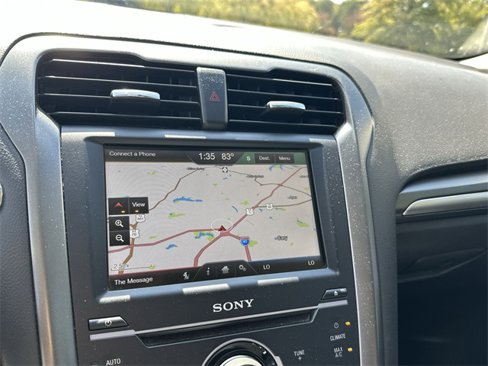 Used 2014 Ford Fusion Titanium image 18