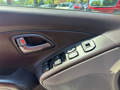 Used 2014 Hyundai Tucson Limited image 18
