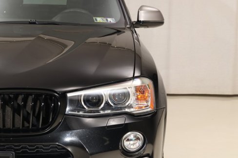 Used 2018 BMW X4 M40i image 10