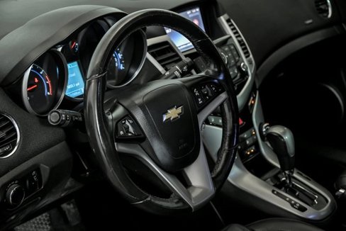 Used 2013 Chevrolet Cruze LT image 14