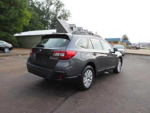 Used 2019 Subaru Outback 2.5i image 8