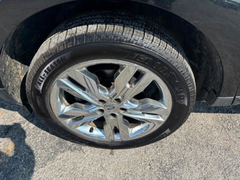Used 2013 Ford Edge Limited image 32