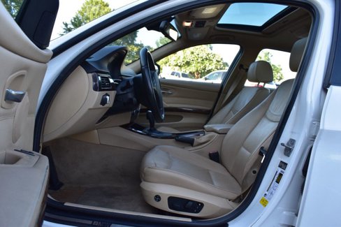 Used 2011 BMW 328i Sedan w/ Premium Pkg image 14