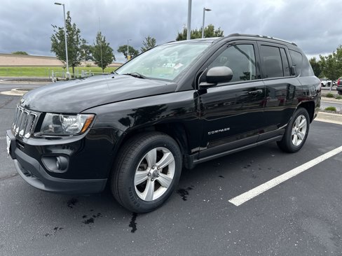 Used 2017 Jeep Compass Sport w/ Power Value Group image 3