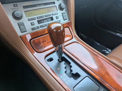 Used 2003 Lexus SC 430 Convertible image 12