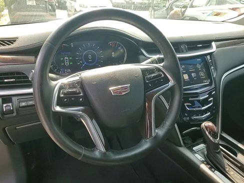 Used 2016 Cadillac XTS Premium image 30
