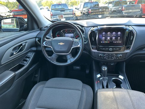 Used 2020 Chevrolet Traverse LT image 25