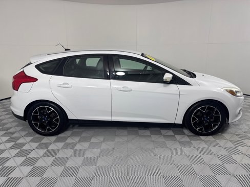 Used 2014 Ford Focus SE w/ Equipment Group 201A image 4
