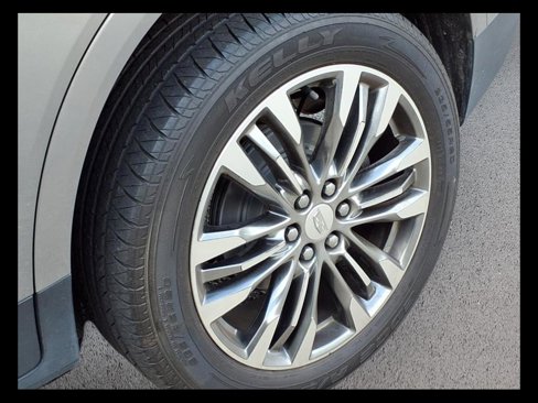 Certified 2019 Cadillac XT5 Premium Luxury image 9