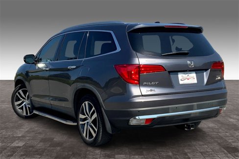 Used 2017 Honda Pilot Touring image 13