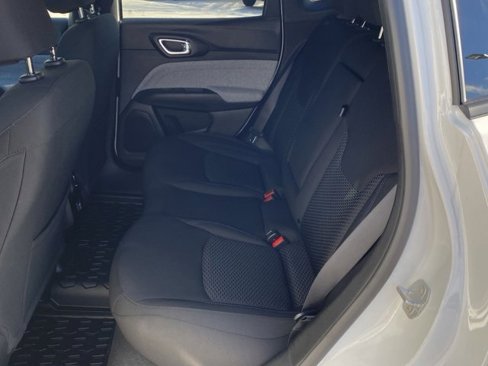 Used 2025 Jeep Compass Sport image 22