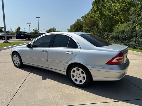 Used 2006 Mercedes-Benz C 280 4MATIC Sedan image 3