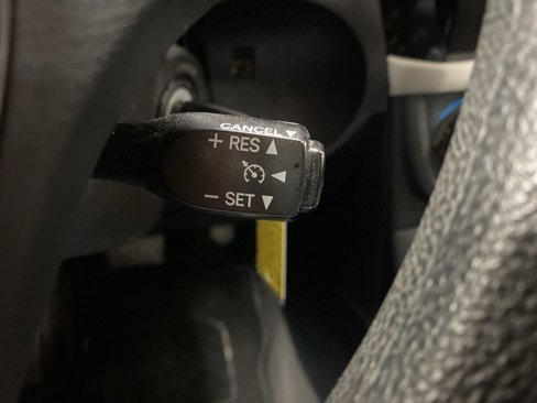 Used 2016 Toyota Corolla LE image 32