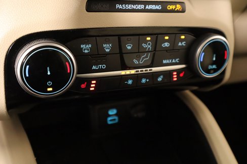 Used 2022 Ford Escape SEL image 7