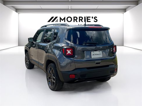 Used 2021 Jeep Renegade Latitude image 7