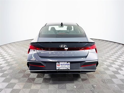 New 2025 Hyundai Elantra Sport image 13