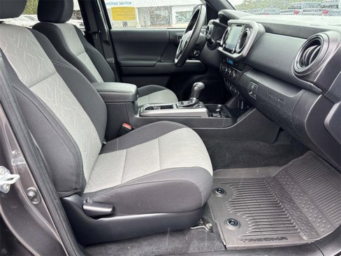 Used 2023 Toyota Tacoma TRD Sport image 17
