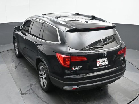 Used 2018 Honda Pilot Touring image 46