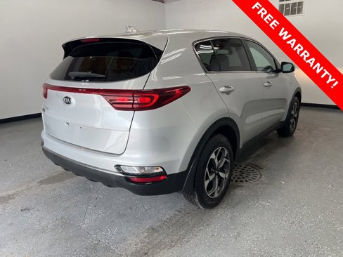 Used 2020 Kia Sportage LX image 3