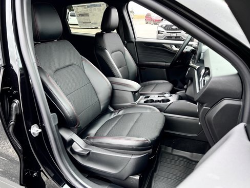 New 2025 Ford Escape ST-Line w/ Tech Pack #1 image 17