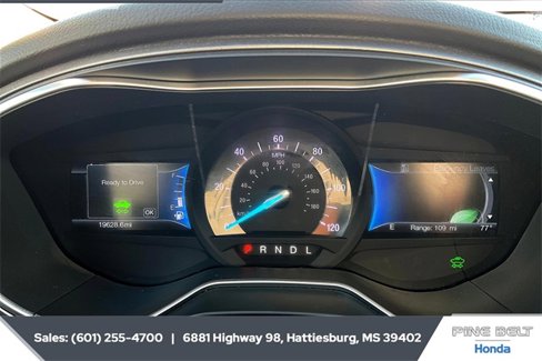 Used 2018 Ford Fusion S image 14