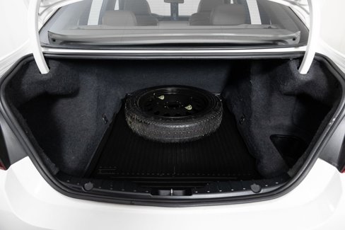 Used 2011 BMW 550i xDrive Sedan image 22
