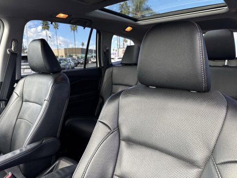 Used 2017 Honda Pilot Elite image 26