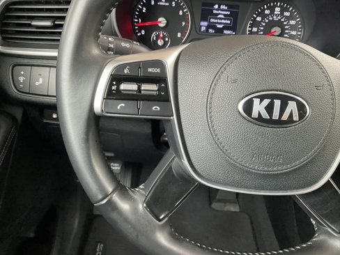 Used 2019 Kia Sorento LX w/ LX Convenience Package image 12