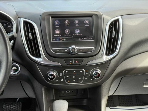 Used 2022 Chevrolet Equinox LT image 43