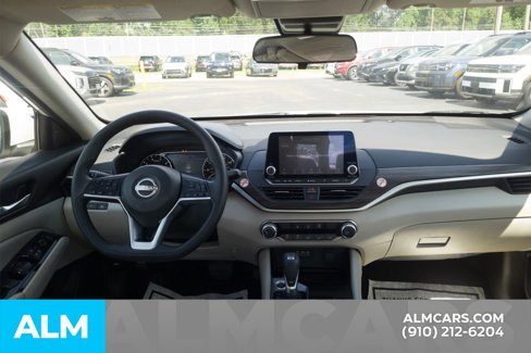Used 2023 Nissan Altima 2.5 SV image 20