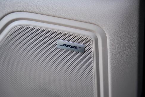 Certified 2025 Porsche Macan image 18