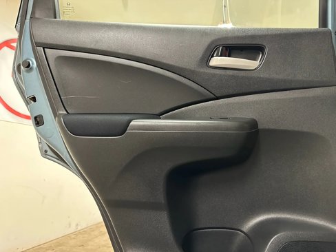 Used 2015 Honda CR-V LX image 18