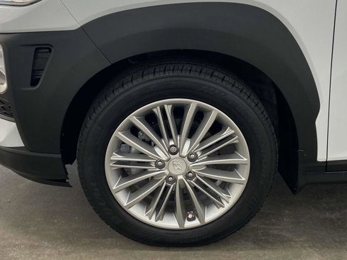 Used 2020 Hyundai Kona SEL image 7