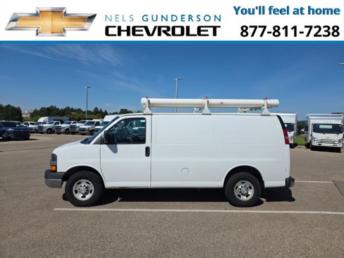 Used 2016 Chevrolet Express 3500 image 3