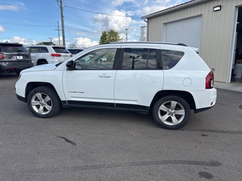 Used 2016 Jeep Compass Sport w/ Power Value Group image 6
