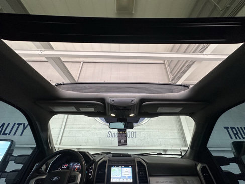 Used 2019 Ford F350 Lariat w/ Lariat Ultimate Package image 31