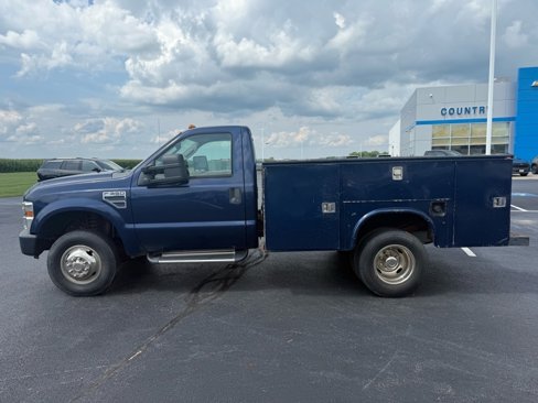 Used 2008 Ford F350 XL image 2
