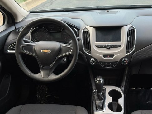Used 2017 Chevrolet Cruze LS image 25