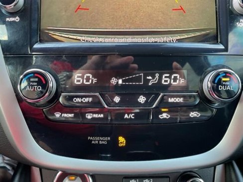 Used 2021 Nissan Murano S image 21