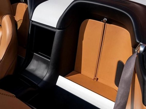 Used 2015 Aston Martin V8 Vantage Roadster image 17